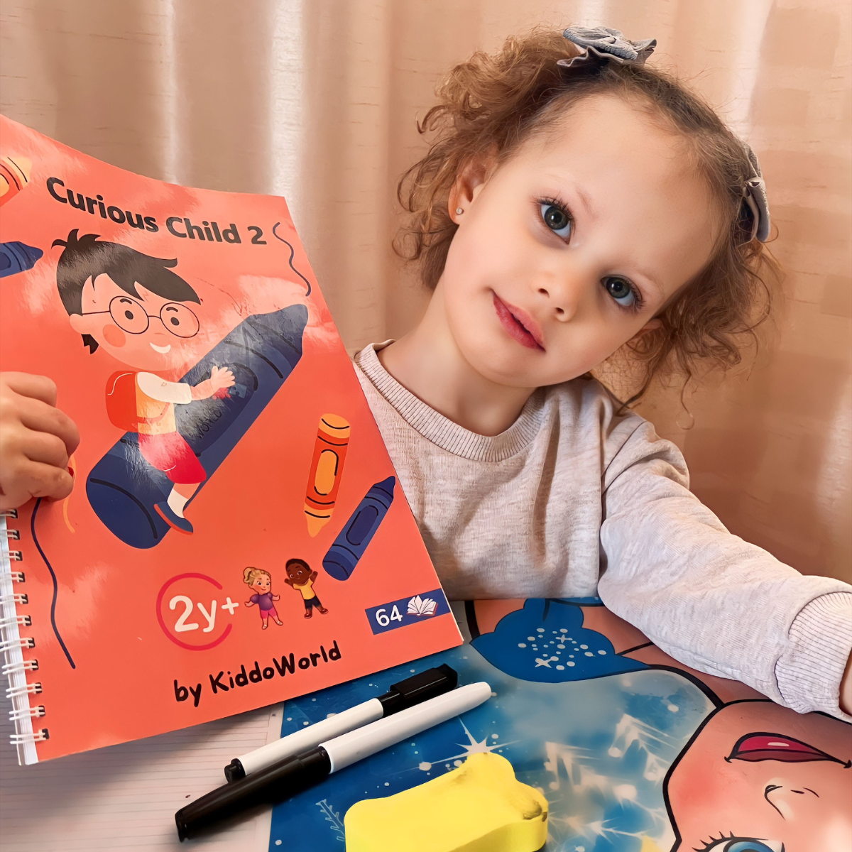 Curious Child 2 – Írj és törölj füzet az írás tanulásához, többször használható (64 oldal, 2–5 év)