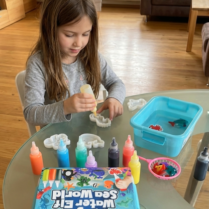 Varázslatos vízi manók CSILLÁMOKKAL | Tengeri világ | 4, 8 és 16 szín | 3+ éves gyermekeknek