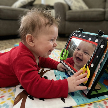 Szenzoros hasaló játék dudával | 0–12 hónap