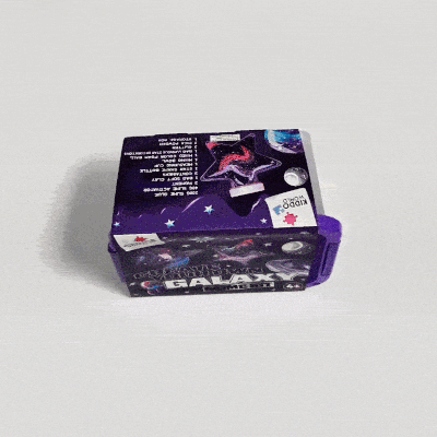 Animált klip: csillogó galaxis slime keverése
