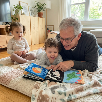 Szenzoros hasaló játék dudával | 0–12 hónap