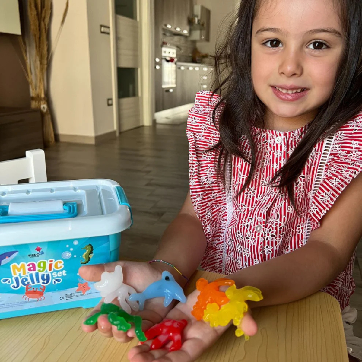 Varázslatos vízi manók CSILLÁMOKKAL | Dzsunge | 8 szín | 3 éves kortól